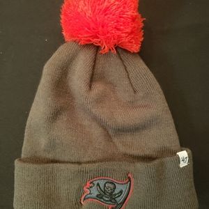 Tampa Bay Buccaneers Pom Beanie